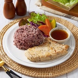 ข้าวหน้าสเต็กไก่สูตรคลีน 330 kcal