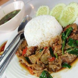 ล้านล้านเส้นก๋วยเตี๋ยวหมูตุ๋น@เทศบาล8