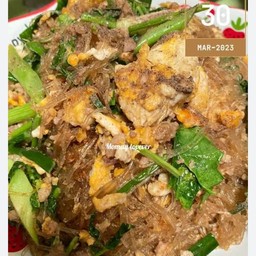 วุ้นเส้นผัดซีอิ้วหมูหมัก