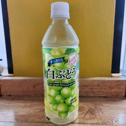 น้ำองุ่นขาวญี่ปุ่นพร้อมดื่ม