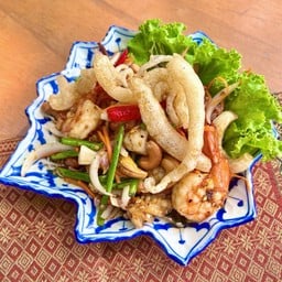 ยำครัวสา