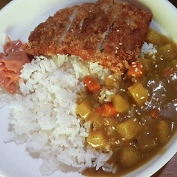 ข้าวแกงกะหรี่หมู