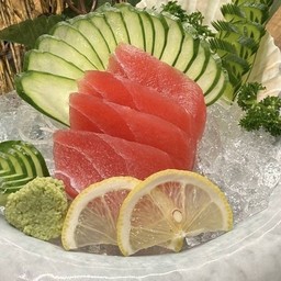 มากุโระซาซิมิ Makuro Sashimi