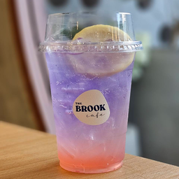 ลิ้นจี่เรนโบว์โซดา