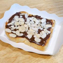 ปังปิ้งนูเทลล่า อัลมอนด์ (2แผ่น)