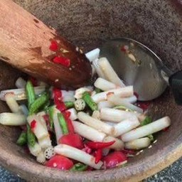 ตำไหลบัว