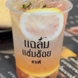 ผลไม้รวมโซดา