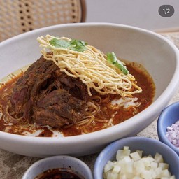 ข้าวซอยเนื้อ