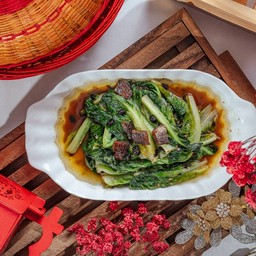 Stir Fried Indian Lettuce With Fried Dace And Salted Black Beans