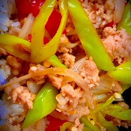 ข้าวผัดพริกหยวกหมูสับ
