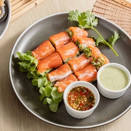 โรลแซลมอนอโวคาโด ใหญ่ (4แถว)