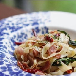 Spaghetti garlic bacon 