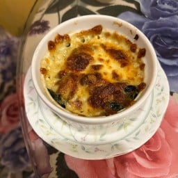 ผักโขมอบชีส