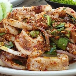 ลาบปลาหมึก