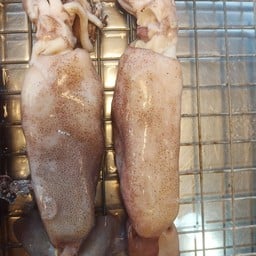 หมึกย่าง ชิ้นปิ้ง น้ำจิ้มแม่ไก่