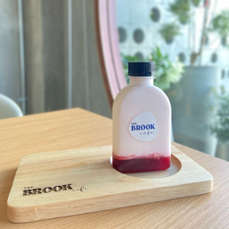 นมสดสตรอเบอรี่ (ขวด)