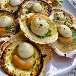 หอยเชลล์ย่างเนย ชุดใหญ่