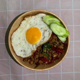 กะเพราเนื้อฮาลาล บังกีม ( حلال )