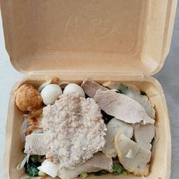 ก๋วยเตี๋ยวเครื่องหมู