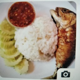 ข้าวน้ำพริกกะปิปลาทูทอด