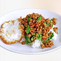 กระเพราหมูสับ+ไข่ดาว