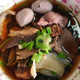 เกาเหลาเนื้อ ใส่ทุกอย่าง