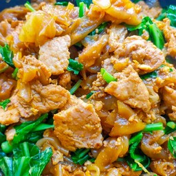 ผัดสอิ้ว(ไก่)