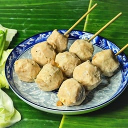 ฟงลูกชิ้น ปิ้ง&ทอด  - ลาดพร้าว 101 สาขา 1  ลาดพร้าว 101 ซอย 50