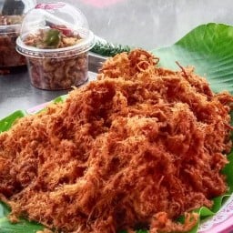 ข้าวเหนียวหมูทอด คลองแห