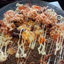 เครปชาร์โคล-พริกเผา+หมูหยอง