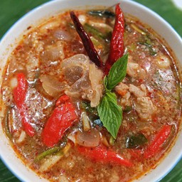 ต้มแซบเนื้อ