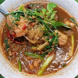 แกงไก่ใส่วุ้นเส้น