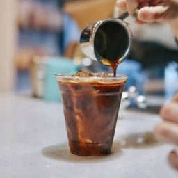 ร้านกาแฟ Sip Society Cafe - เอสทีเพิ่มสิน