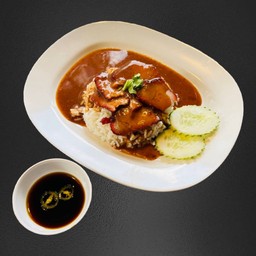 ข้าวหมูแดง