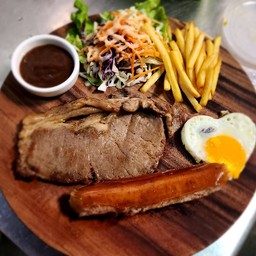 สเต็กเนื้อโคขุน