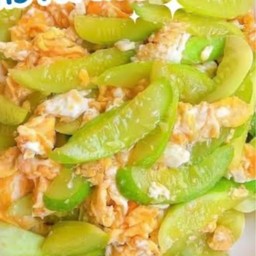 ผัดแตงกวา(กับข้าว)