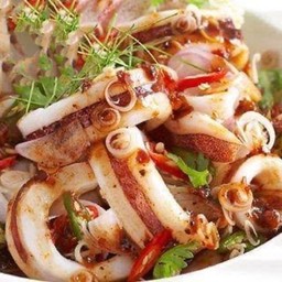 พล่าปลาหมึก