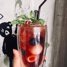 Lychee +Berry Soda