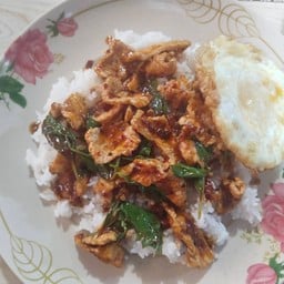 วรรณาพารวย อาหารตามสั่ง สุขุมวิทสายเก่า