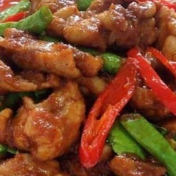 ล้านลาบร้อยเอ็ด(ล้านแซ่บปากเจ่อเจ้าเก่าหน้าโรงบาลอุทัย)