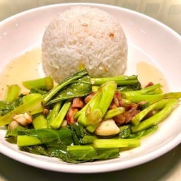 คะน้าน้ำมันหอย (ไม่ใส่พริก) ราดข้าว