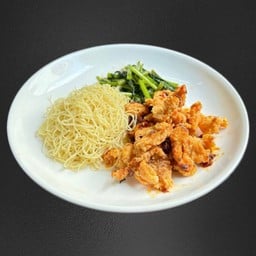 บะหมี่หมูทอด  ไก่ทอด กุ้งทอด น้ำพริกเผา