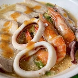 ป้าติ๊ก สุกี้&ราดหน้า หลังมช.