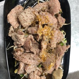 ลวกจิ้มเนื้อ