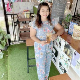 นู๋นิว ชาเฟ่(Hop chafe’หน้าบ่อนวัวบางกล่ำ) ท่าช้าง