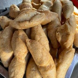 ปลาระเบิด  10 ชิ้น 30 บาท