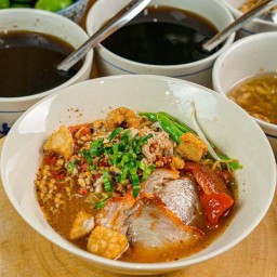 ก๋วยเตี๋ยวสุโขทัยโบราณ