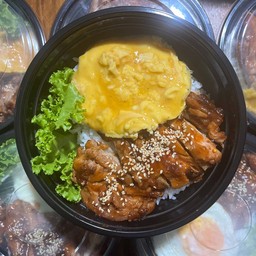 ข้าวหน้าซอสบาร์บีคิว