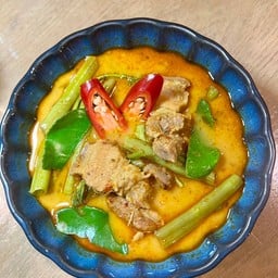 แกงเทโพหมูสามชั้น + ข้าวสวย