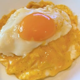 ข้าวไข่ข้นคุณหนูลาวา (ธรรมดา)